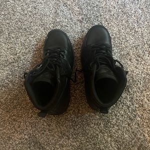 New Men’s Nike Sneaker Boots Size 10.5